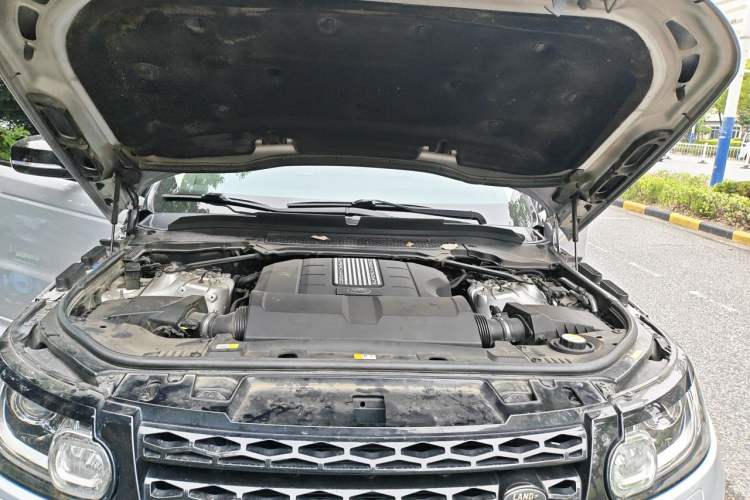 Used Land Rover Range Sport 2016 3.0 SC V6 HSE DYNAMIC Engine Bay