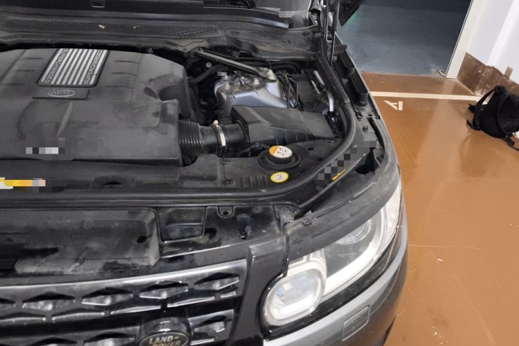 Used Land Rover Range Sport  Engine Bay Left