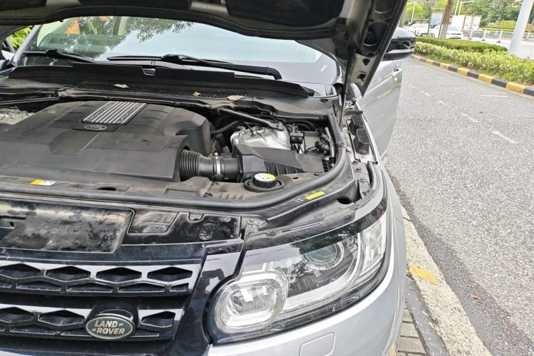 Used Land Rover Range Sport 2016 3.0 SC V6 HSE DYNAMIC Engine Bay Left