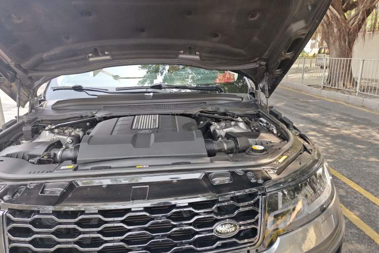 Used Land Rover Range Sport 2016 3.0 SC V6 HSE DYNAMIC Engine Bay Left