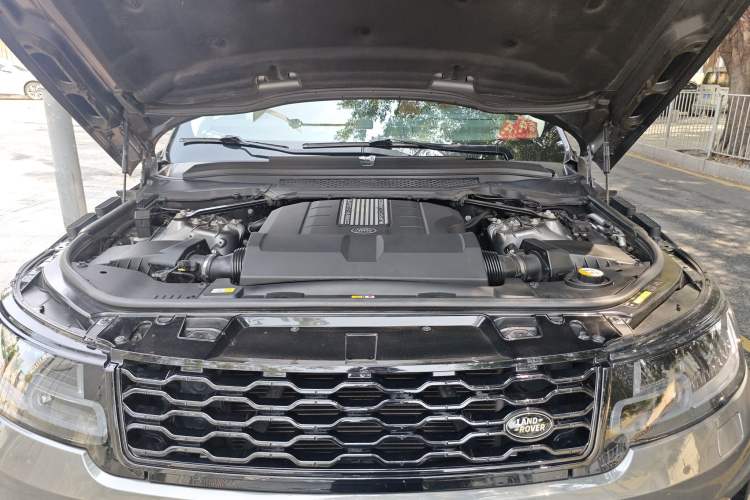 Used Land Rover Range Sport 2016 3.0 SC V6 HSE DYNAMIC Engine Bay