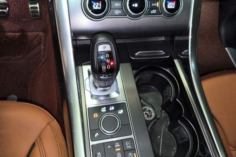 Used Land Rover Range Sport  Gear Lever