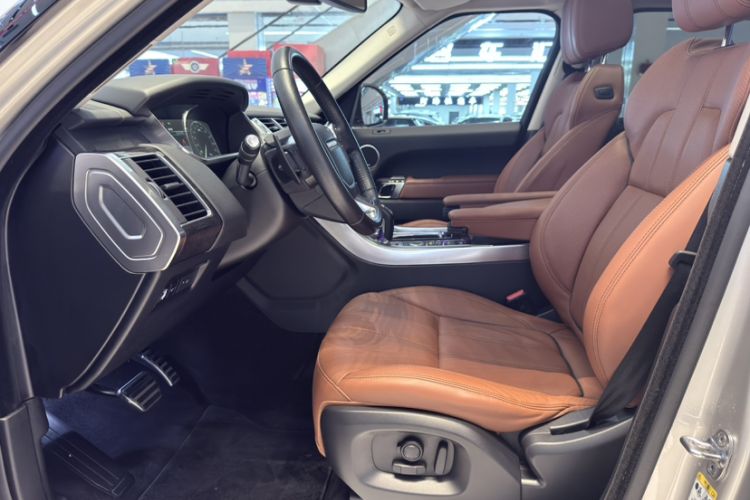 Used Land Rover Range Sport 2016 3.0 SC V6 HSE DYNAMIC Interior 7