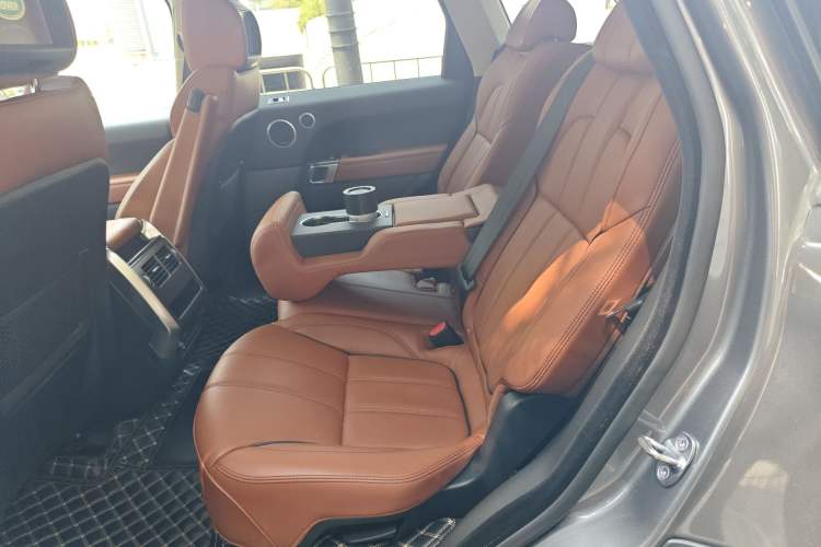 Used Land Rover Range Sport 2016 3.0 SC V6 HSE DYNAMIC Left Rear Seat