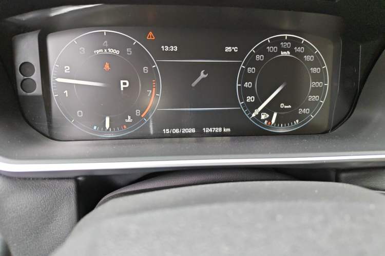 Used Land Rover Range Sport 2016 3.0 SC V6 HSE DYNAMIC Odometer Close Up