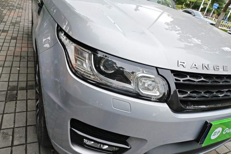 Used Land Rover Range Sport 2016 3.0 SC V6 HSE DYNAMIC Right Front Headlight