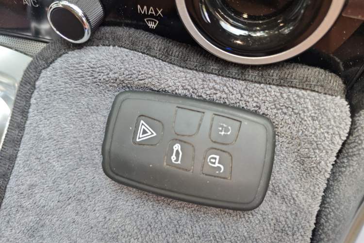 Used Land Rover Range Sport 2016 3.0 SC V6 HSE DYNAMIC Vehicle Key