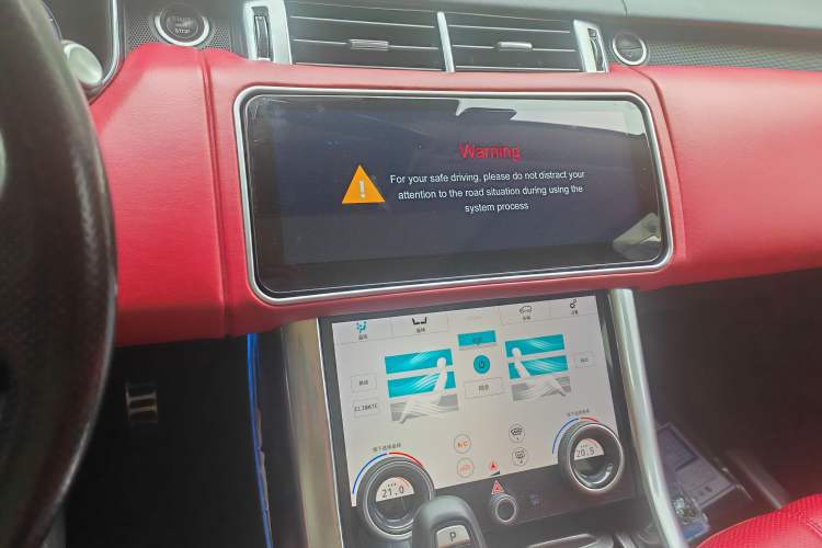 Used Land Rover Range Sport 2016 3.0 SC V6 HSE DYNAMIC Audio And AC Panel