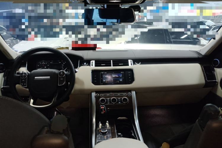Used Land Rover Range Sport 2016 3.0 SC V6 HSE Center Console