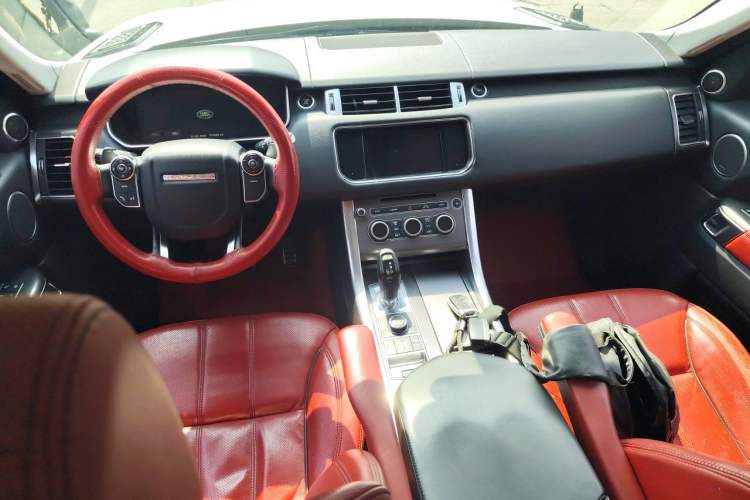 Used Land Rover Range Sport  Center Console