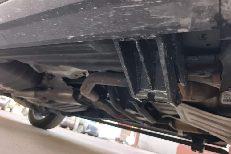 Used Land Rover Range Sport  Chassis Front Right