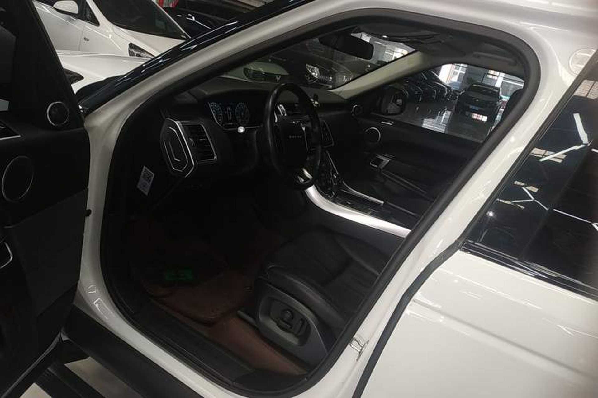 Used Land Rover Range Sport 2016 3.0 SC V6 SE Driver Seat