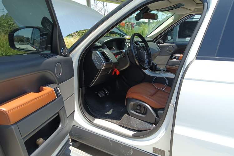 Used Land Rover Range Sport 2016 3.0 SC V6 HSE DYNAMIC Driver Seat