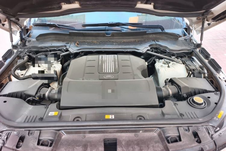 Used Land Rover Range Sport  Engine Bay