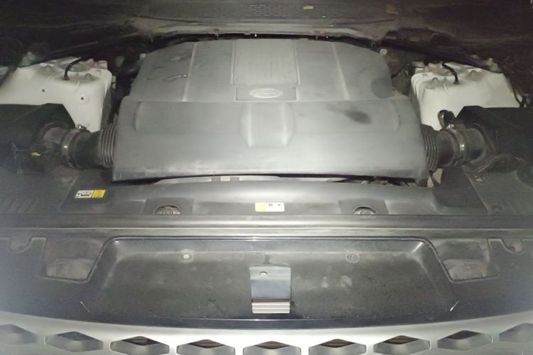 Used Land Rover Range Sport 2016 3.0 SC V6 HSE Engine Bay
