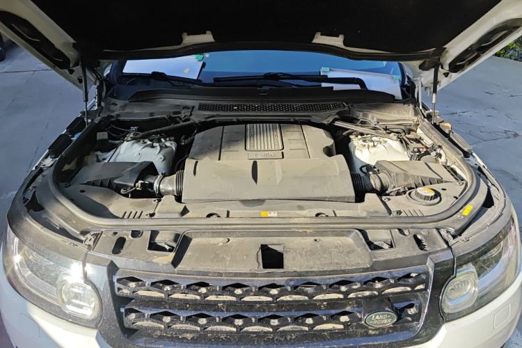 Used Land Rover Range Sport 2016 3.0 SC V6 HSE DYNAMIC Engine Bay