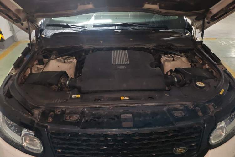 Used Land Rover Range Sport 2016 3.0 SC V6 HSE Engine Bay