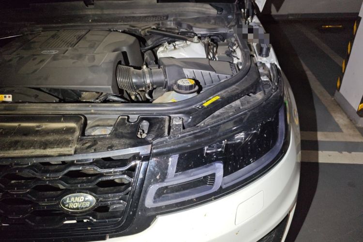 Used Land Rover Range Sport 2016 3.0 SC V6 HSE DYNAMIC Engine Bay Left