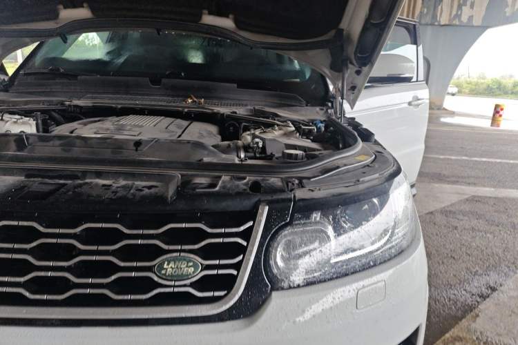 Used Land Rover Range Sport  Engine Bay Left