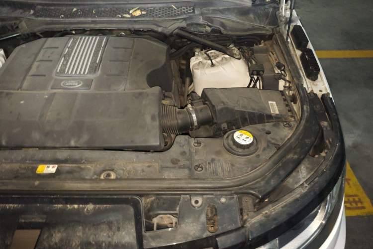 Used Land Rover Range Sport 2016 3.0 SC V6 HSE DYNAMIC Engine Bay Left