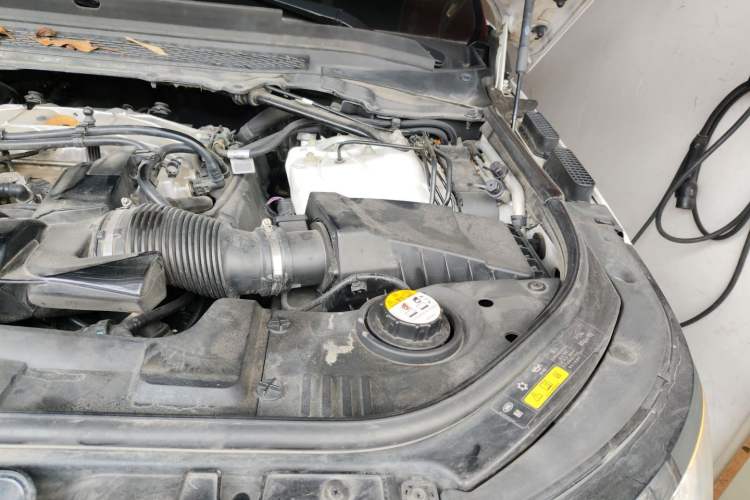 Used Land Rover Range Sport 2016 3.0 SC V6 HSE DYNAMIC Engine Bay Left
