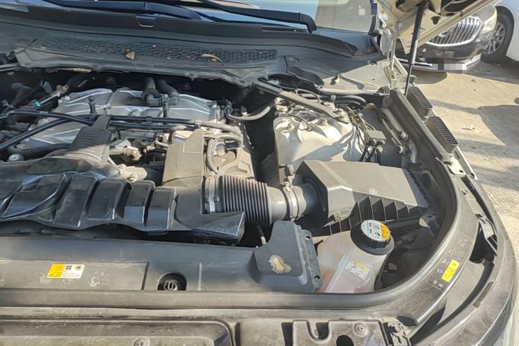 Used Land Rover Range Sport 2016 3.0 SC V6 HSE DYNAMIC Engine Bay Left