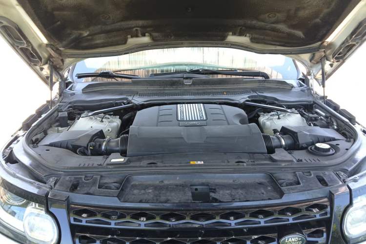 Used Land Rover Range Sport 2016 3.0 SC V6 HSE DYNAMIC Engine Bay