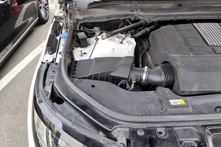 Used Land Rover Range Sport 2016 3.0 SC V6 HSE Engine Bay Right