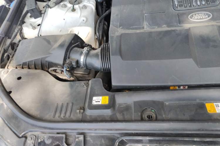 Used Land Rover Range Sport 2016 3.0 SC V6 HSE DYNAMIC Engine Bay Right