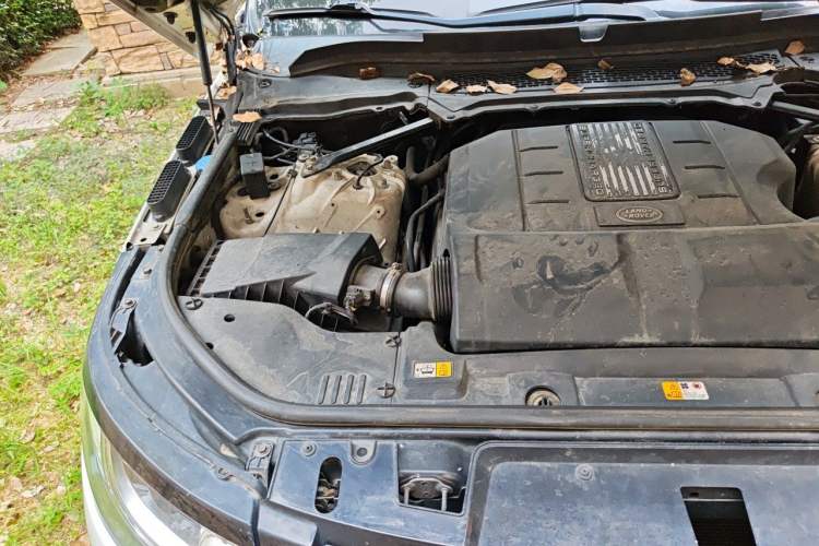 Used Land Rover Range Sport 2016 3.0 SC V6 HSE DYNAMIC Engine Bay Right