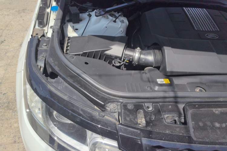 Used Land Rover Range Sport 2016 3.0 SC V6 HSE DYNAMIC Engine Bay Right