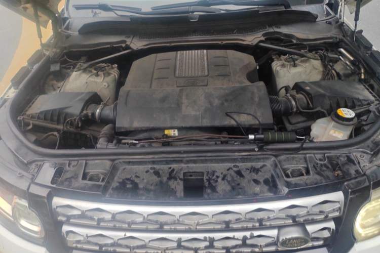 Used Land Rover Range Sport 2016 3.0 SC V6 HSE DYNAMIC Engine Bay