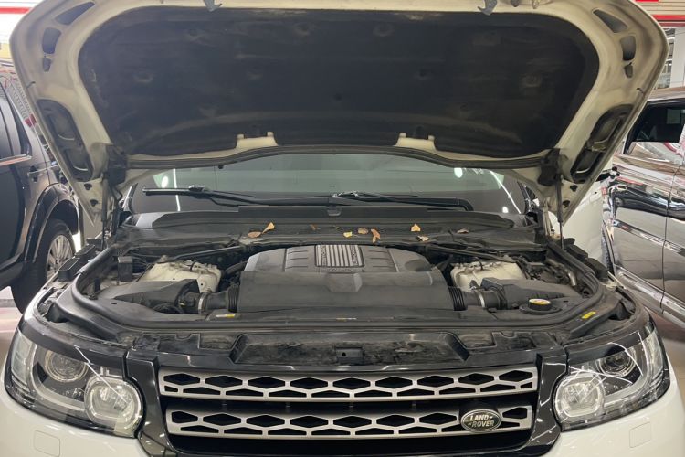 Used Land Rover Range Sport 2016 3.0 SC V6 SE Engine Bay