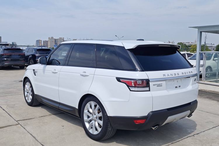 Used Land Rover Range Sport 2016 3.0 SDV6 HSE Exterior 3
