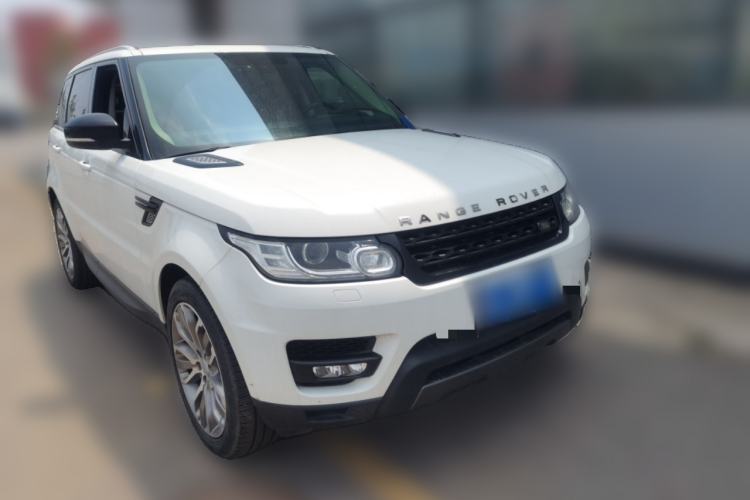 Used Land Rover Range Sport  Front Right 45 Deg