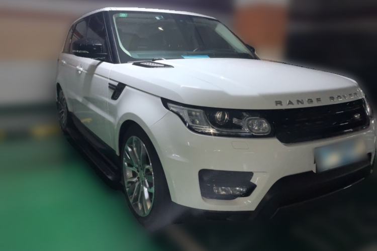 Used Land Rover Range Sport 2016 3.0 SC V6 HSE DYNAMIC Front Right 45 Deg