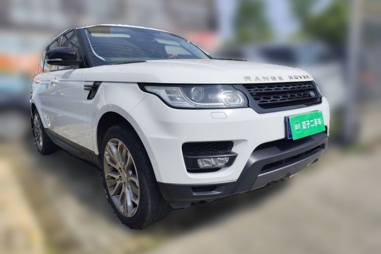 Used Land Rover Range Sport  Front Right 45 Deg