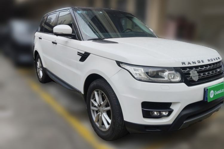Used Land Rover Range Sport 2016 3.0 SC V6 SE Front Right 45 Deg