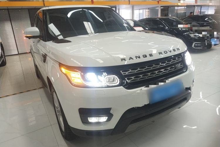Used Land Rover Range Sport 2016 3.0 SC V6 SE Front Right 45 Deg