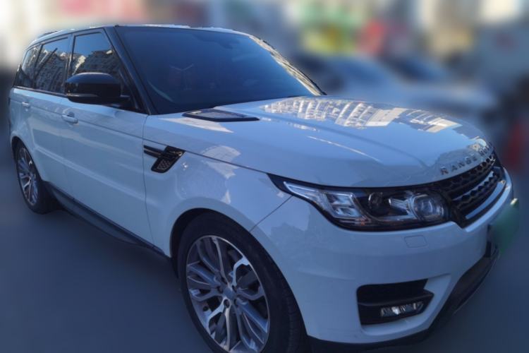 Used Land Rover Range Sport 2016 3.0 SC V6 HSE DYNAMIC Front Right 45 Deg