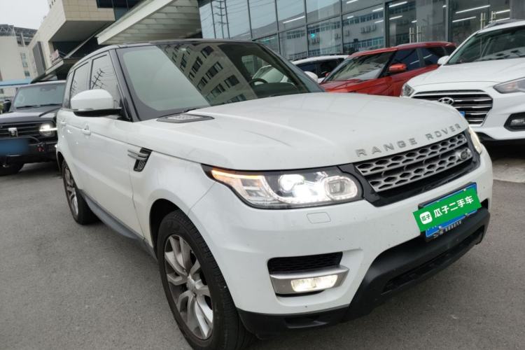 Used Land Rover Range Sport 2016 3.0 SC V6 HSE Front Right 45 Deg