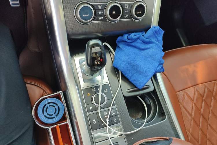 Used Land Rover Range Sport 2016 3.0 SC V6 HSE DYNAMIC Gear Lever