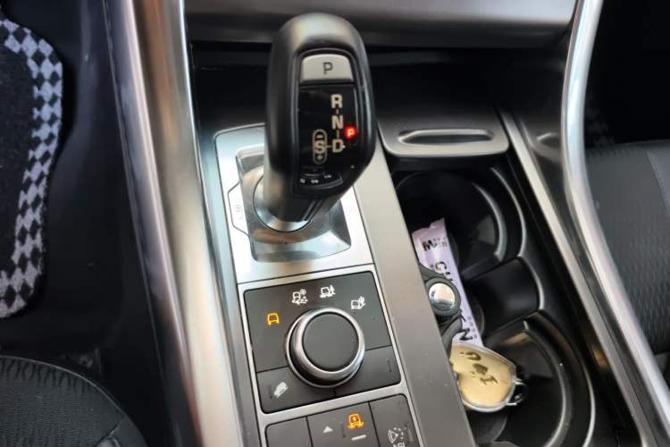 Used Land Rover Range Sport  Gear Lever
