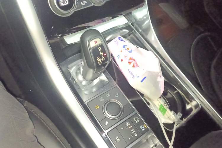 Used Land Rover Range Sport 2016 3.0 SC V6 HSE Gear Lever