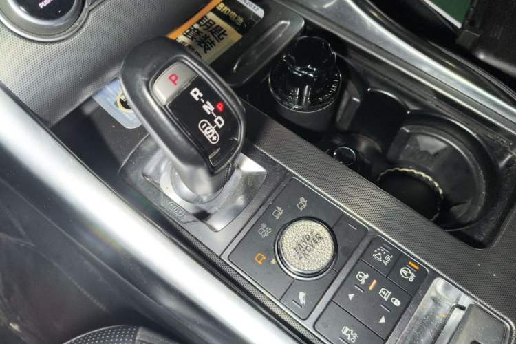 Used Land Rover Range Sport 2016 3.0 SC V6 HSE DYNAMIC Gear Lever