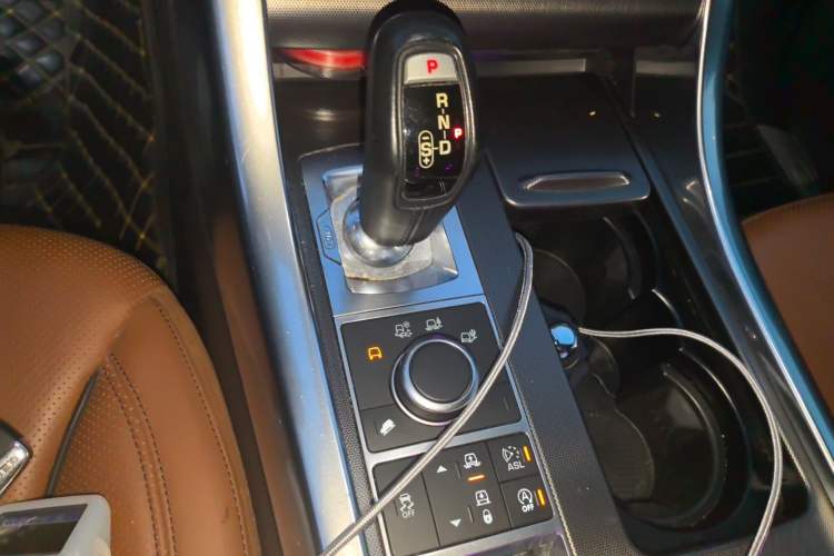 Used Land Rover Range Sport 2016 3.0 SC V6 HSE DYNAMIC Gear Lever