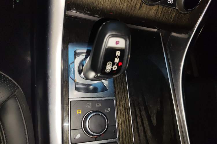 Used Land Rover Range Sport 2016 3.0 SC V6 HSE Gear Lever