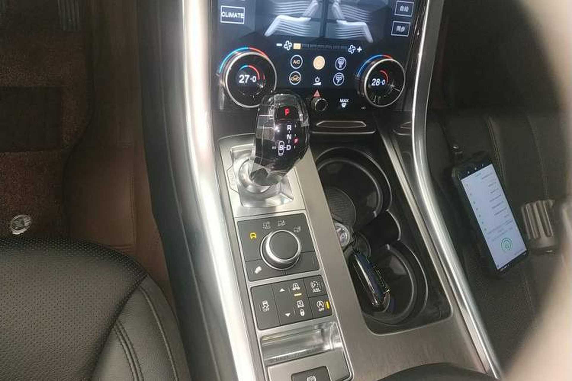 Used Land Rover Range Sport 2016 3.0 SC V6 SE Gear Lever
