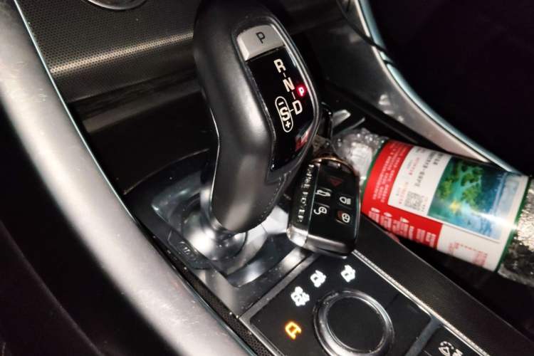 Used Land Rover Range Sport 2016 3.0 SC V6 HSE DYNAMIC Gear Lever