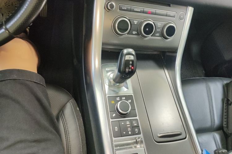 Used Land Rover Range Sport 2016 3.0 SC V6 SE Gear Lever